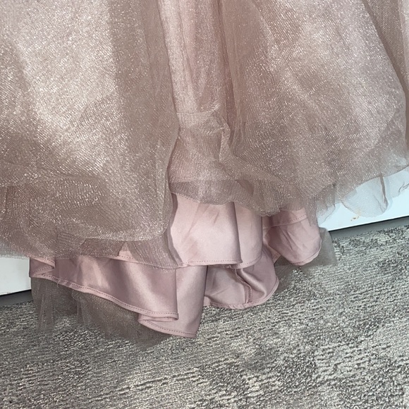 PROM DRESS - Picture 4 of 10